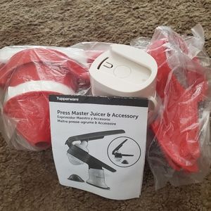 Tupperware Press Master & Juicer